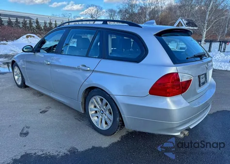 2007 BMW 328 Xit z USA, uszkodzony, nr VIN WBAVT73597FZ36359